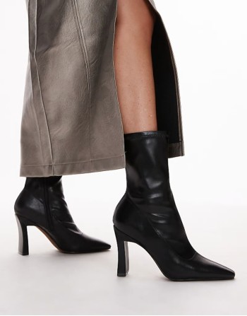 Orry high heeled boots with pointed toe in black