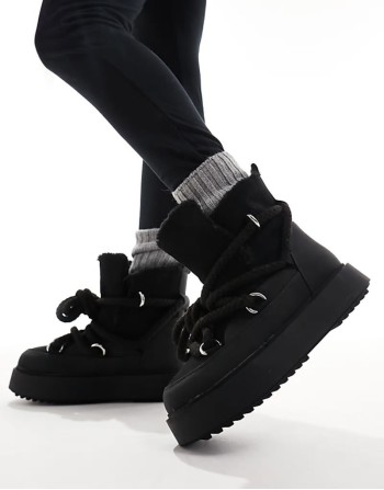 Alpine shearling lace up snow boots in black
