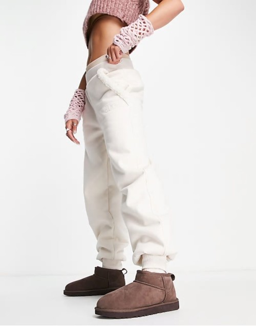 Classic Ultra Mini boots in chocolate
