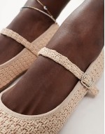 ‌Stylish mary jane ballet flats in raffia