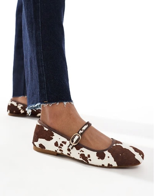 flat mary jane in cow print