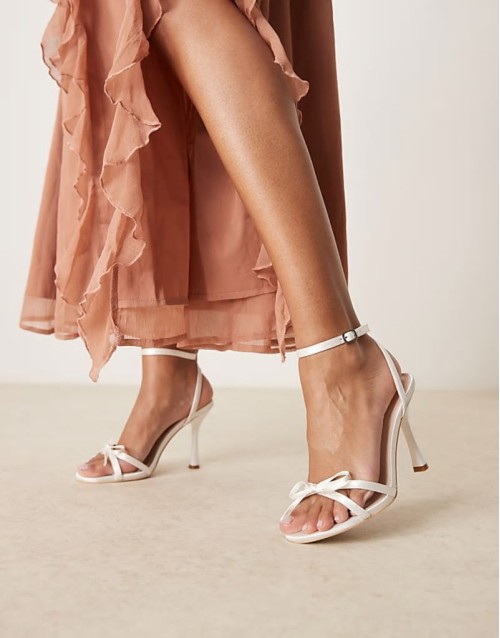 Sharly heeled sandals with bow detail in satin ivory